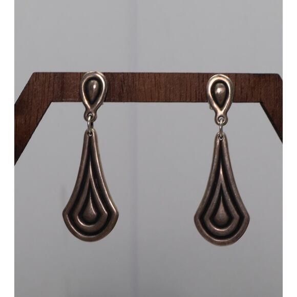Retired James Avery 925 Year Drop Earrings 5.08G / 1.1in - Picture 1 of 4